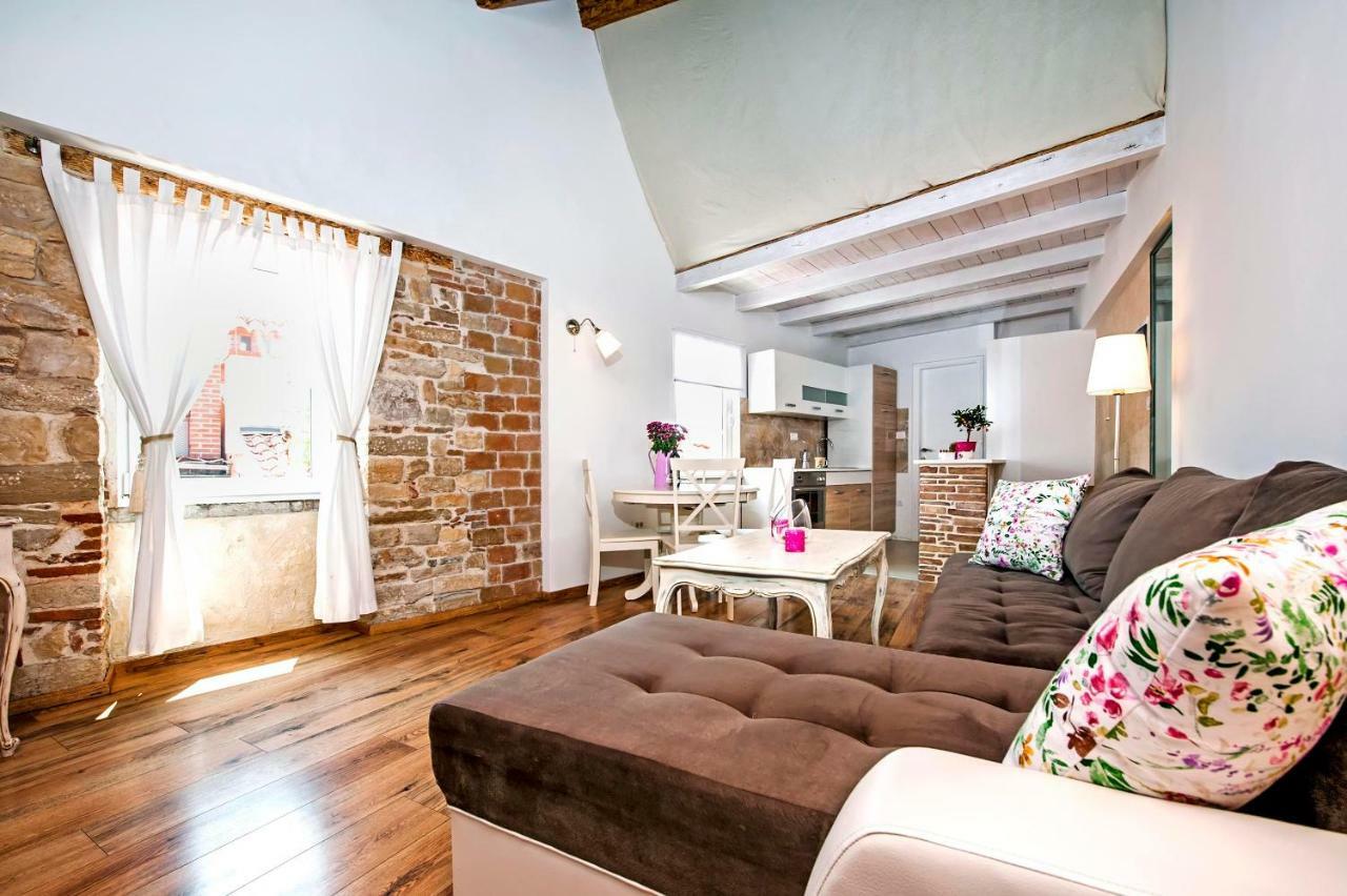 Apartment Casa Alek Ровинь Экстерьер фото
